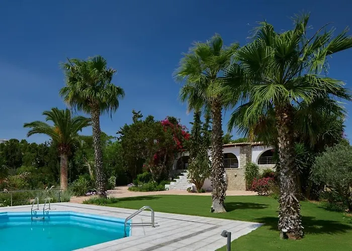 Villa Artemis In Small Kounoupi Porto Heli