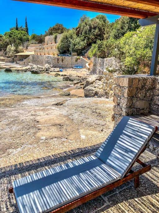 Villa Artemis In Small Kounoupi